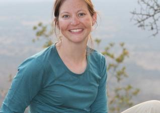 克裏斯蒂·伊洛（Christy Ihlo）加入坦桑尼亞的環境保護工作